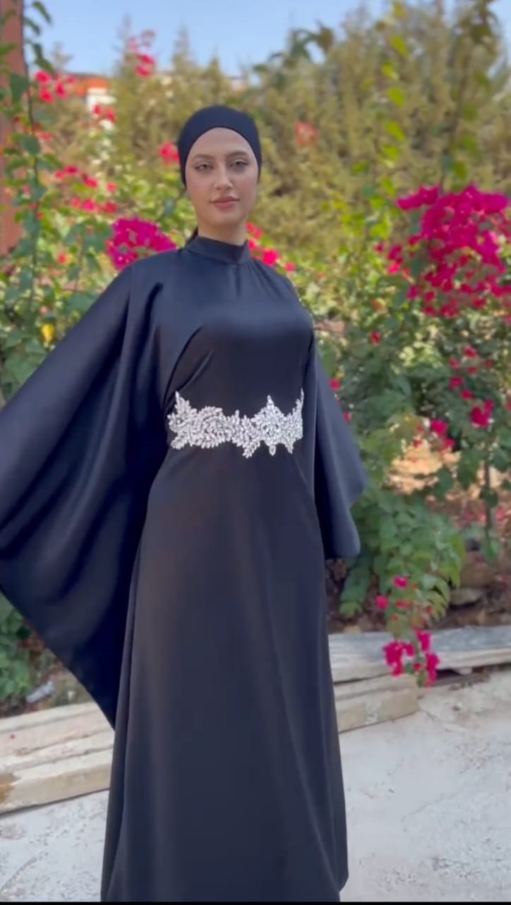 Black Givin Butterfly Aplique Abaya