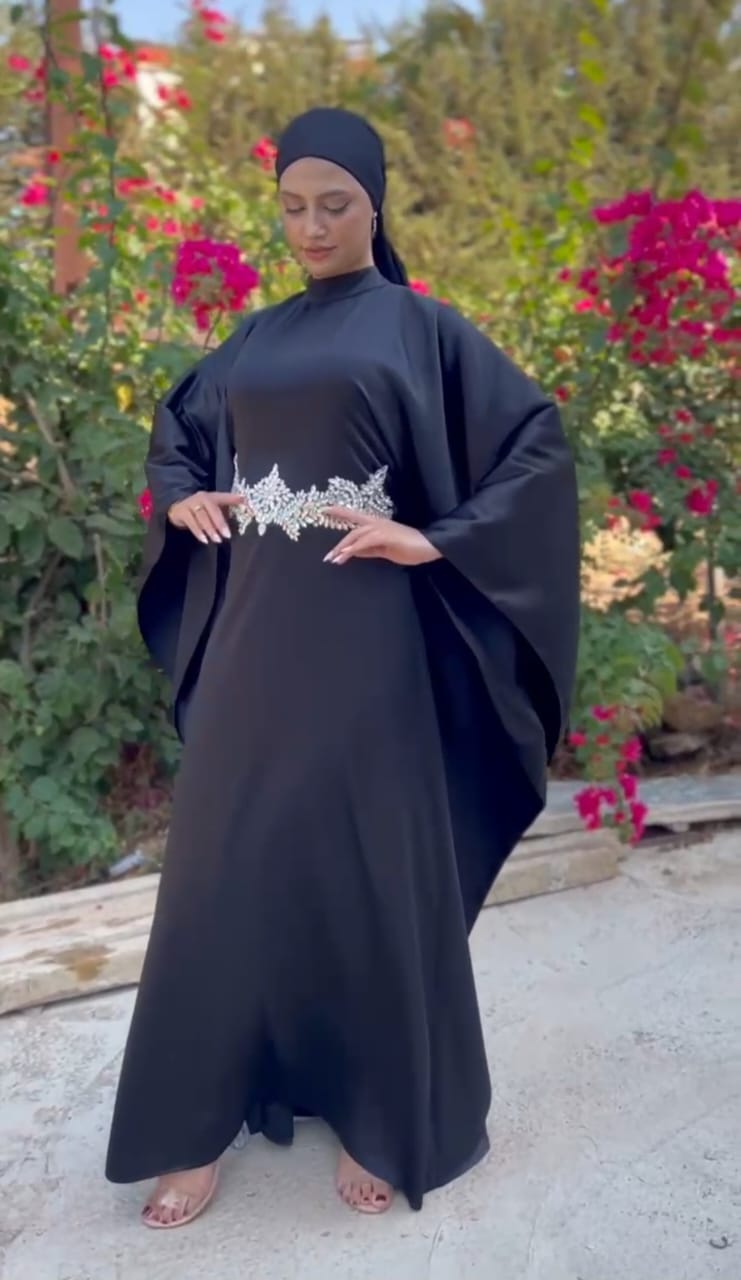 Black Givin Butterfly Aplique Abaya