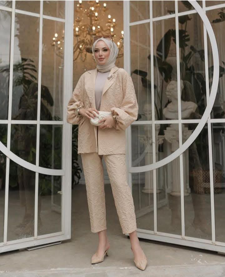 Beige Jacquard Suit