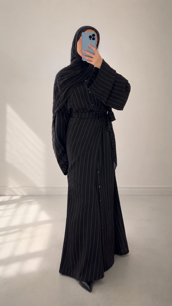 Wide Linear Abaya